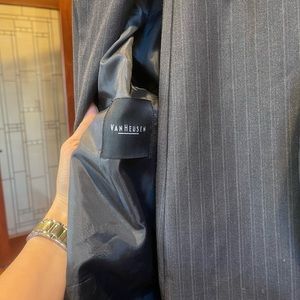 VAN HEUSEN 2 piece suit. Color black w/ stripes.  Size 12 boys regular.